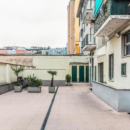 Eden House Sansiro-Duomo Netflix & Design Apartment Milan Exterior photo